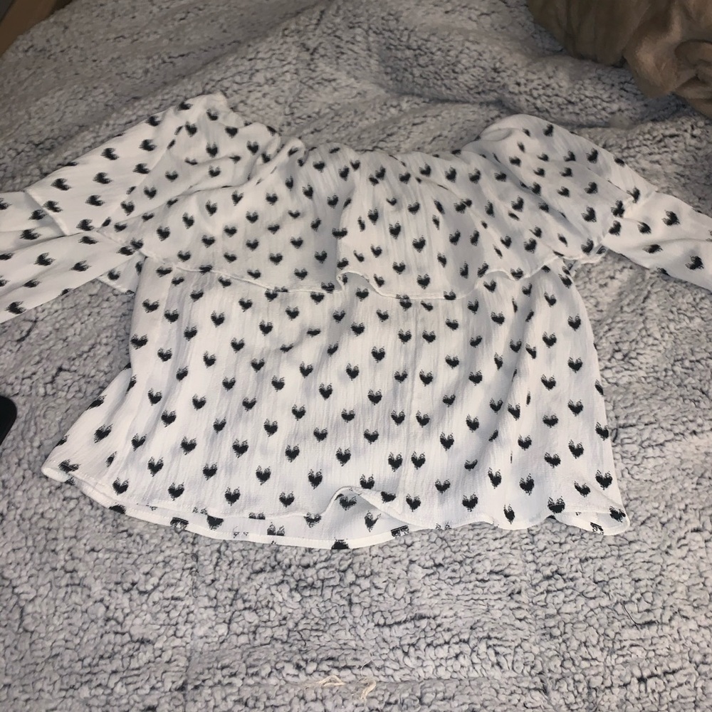 Off The Shoulder White/Black Shirt